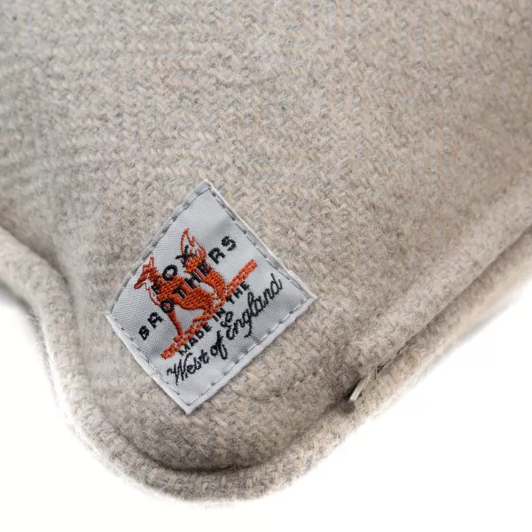 Fox Brothers Exclusively For Michael Jondral: Cushions Made Of Original Fox Brother